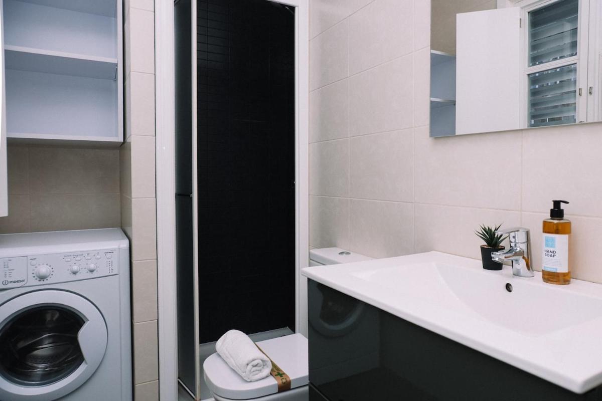 Atico Con Luz Y Brillo En By Apartamento *