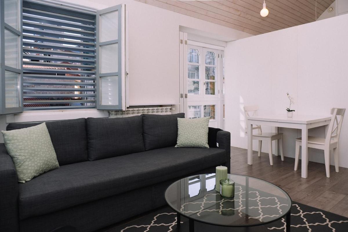 Apartamento Atico Con Luz Y Brillo En By *